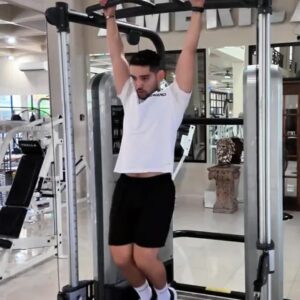 Abdominales elevación de piernas colgado